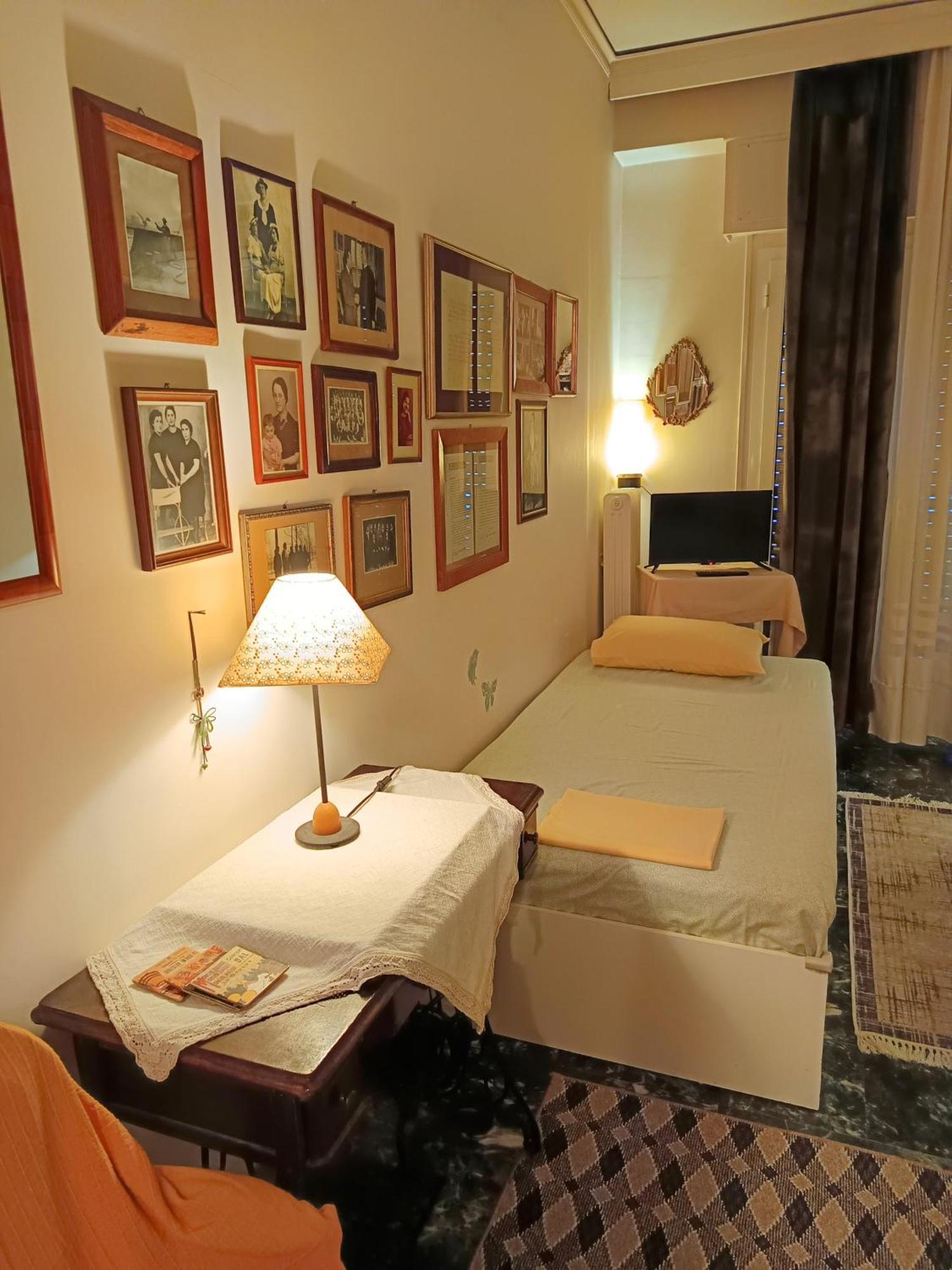 Chryssa - Χρυσα Apartment พาทรา ภายนอก รูปภาพ