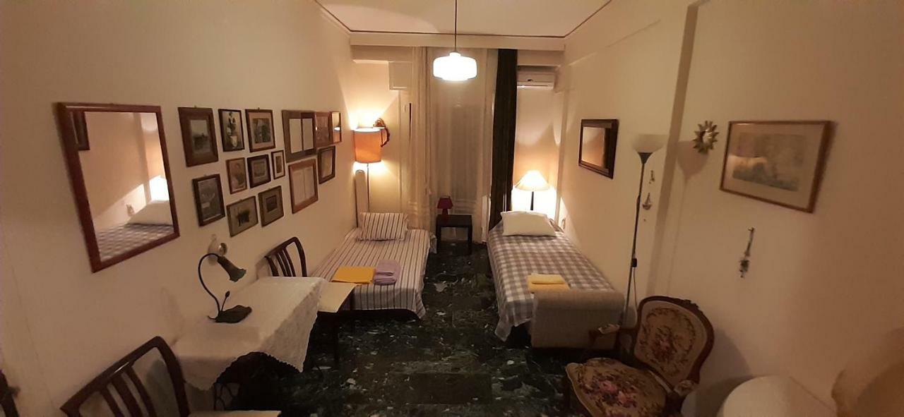 Chryssa - Χρυσα Apartment พาทรา ภายนอก รูปภาพ