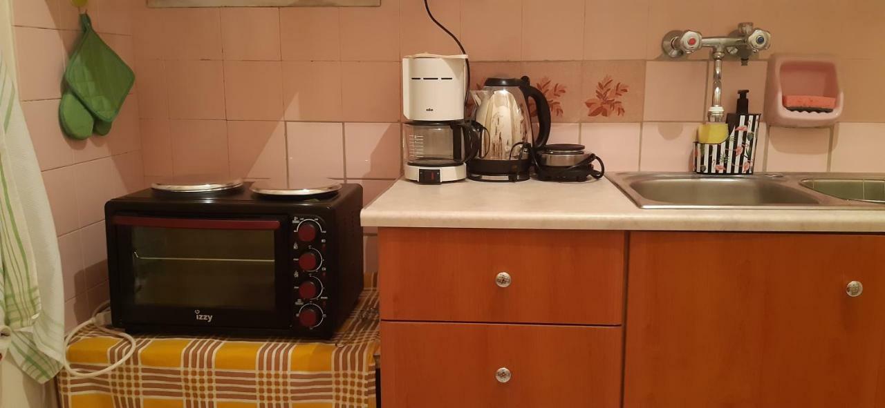 Chryssa - Χρυσα Apartment พาทรา ภายนอก รูปภาพ